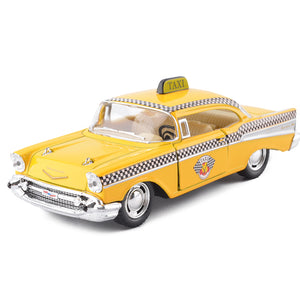 1957 Chevrolet Bel Air Taxi 1/40 Scale