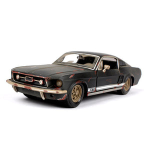 Ford Mustang 1:24 Scale 1967 GT Diecast